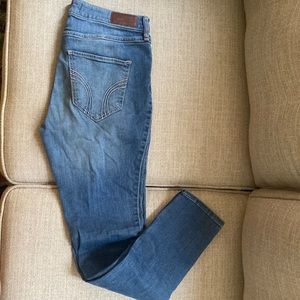 Hollister High Rise Skinny Jeans